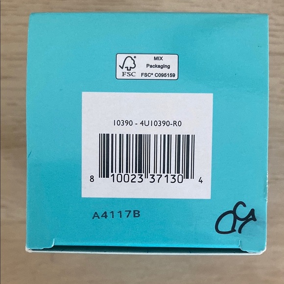 Kate Somerville Hydrakate Recharging Water Cream - 1.7 fl oz. - Picture 3 of 5